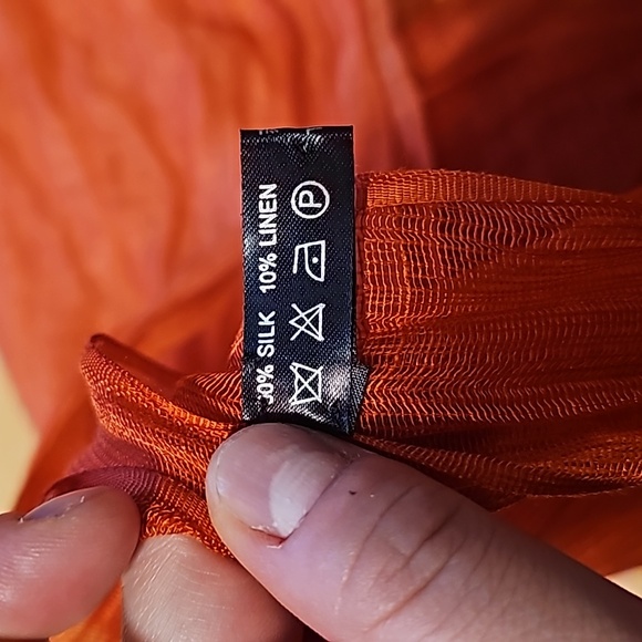 Gradient Silk Scarf - Picture 4 of 4